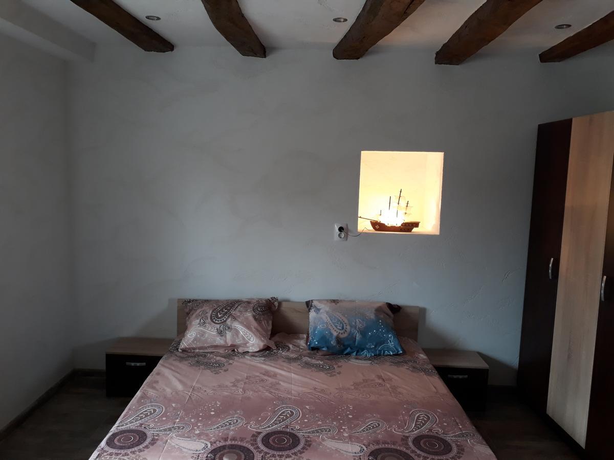 Popovi Koshari Guest House Dolno Panicherevo エクステリア 写真